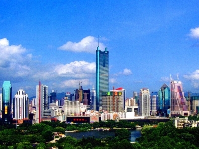 深圳地王大厦(现更名为信兴广场)